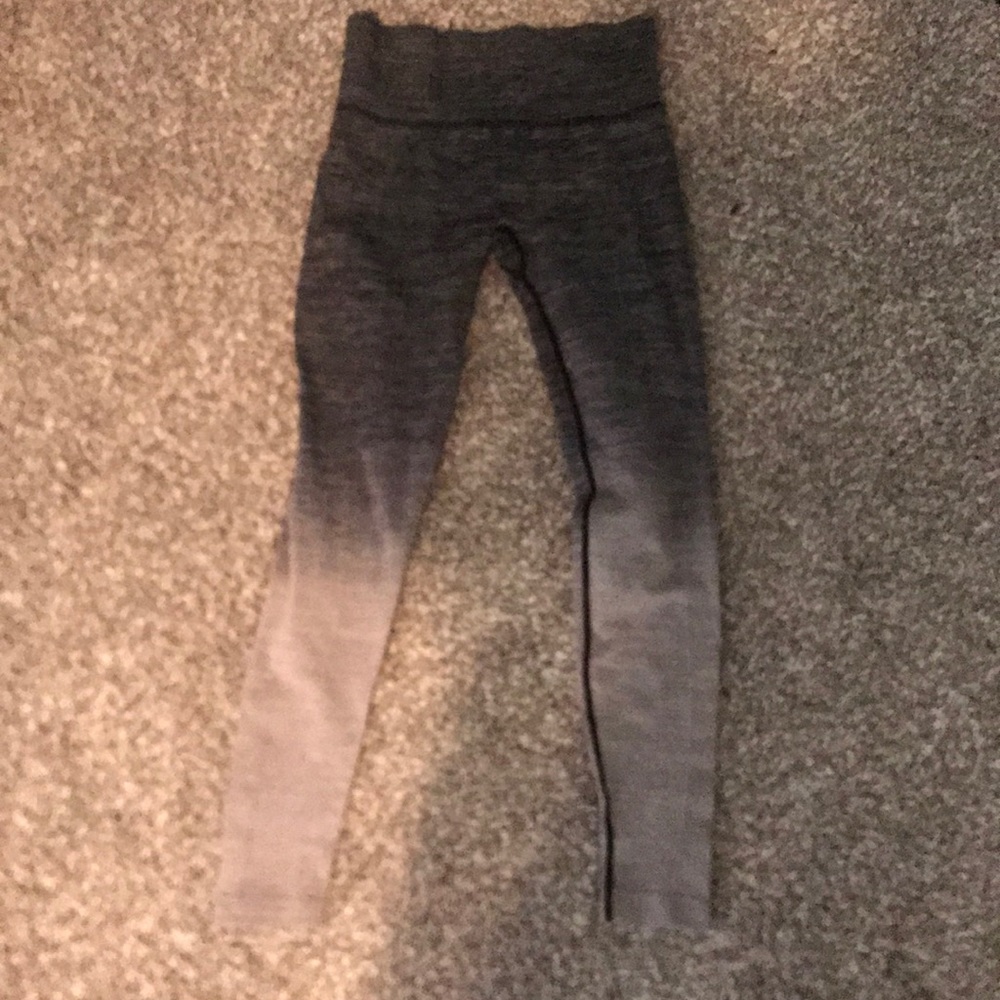Ombré grey leggings
